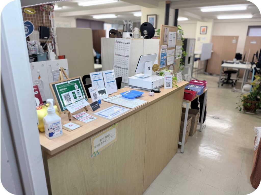 デジラボの受付です